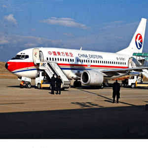 日喀则和平机场快递航空快运业稳步发展的原因是什么？
